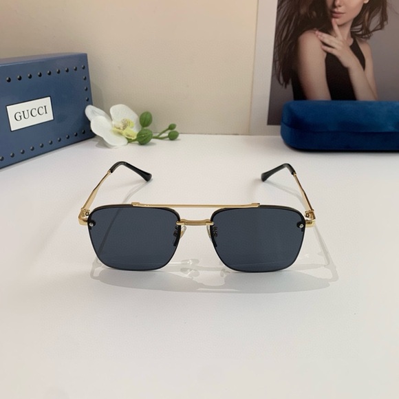 Sunglasses for Gucci - Picture 1 of 6